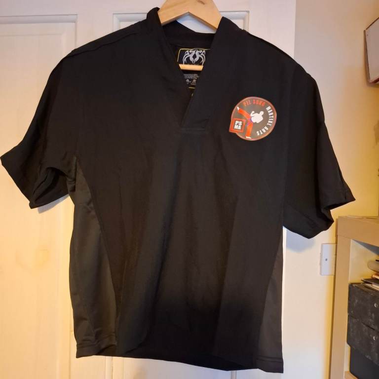 Pil Sung Martial Arts v neck top chest size 40