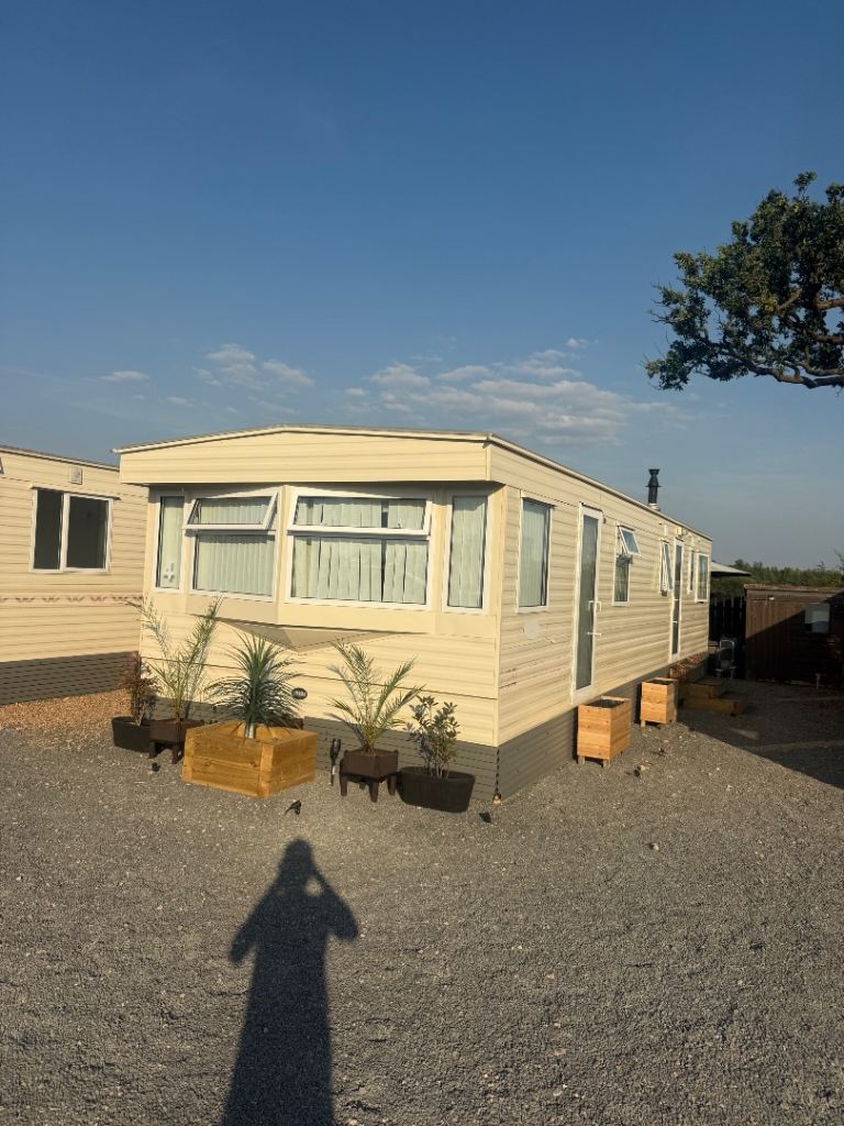 Flat town house mobile static park homes