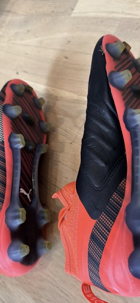 Puma one 5.1 size Uk 8 fg/ag firm ground football boots rugby boots 