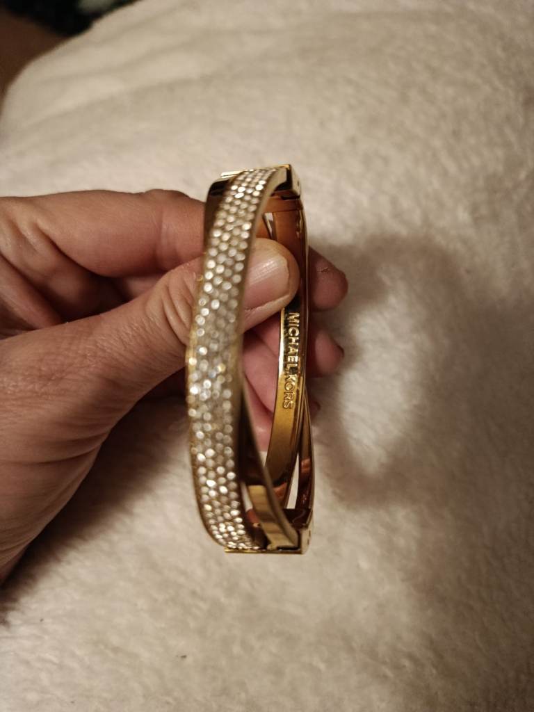 Michael kors bangle