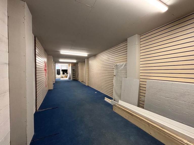 Retail Unit To Rent in Grantham