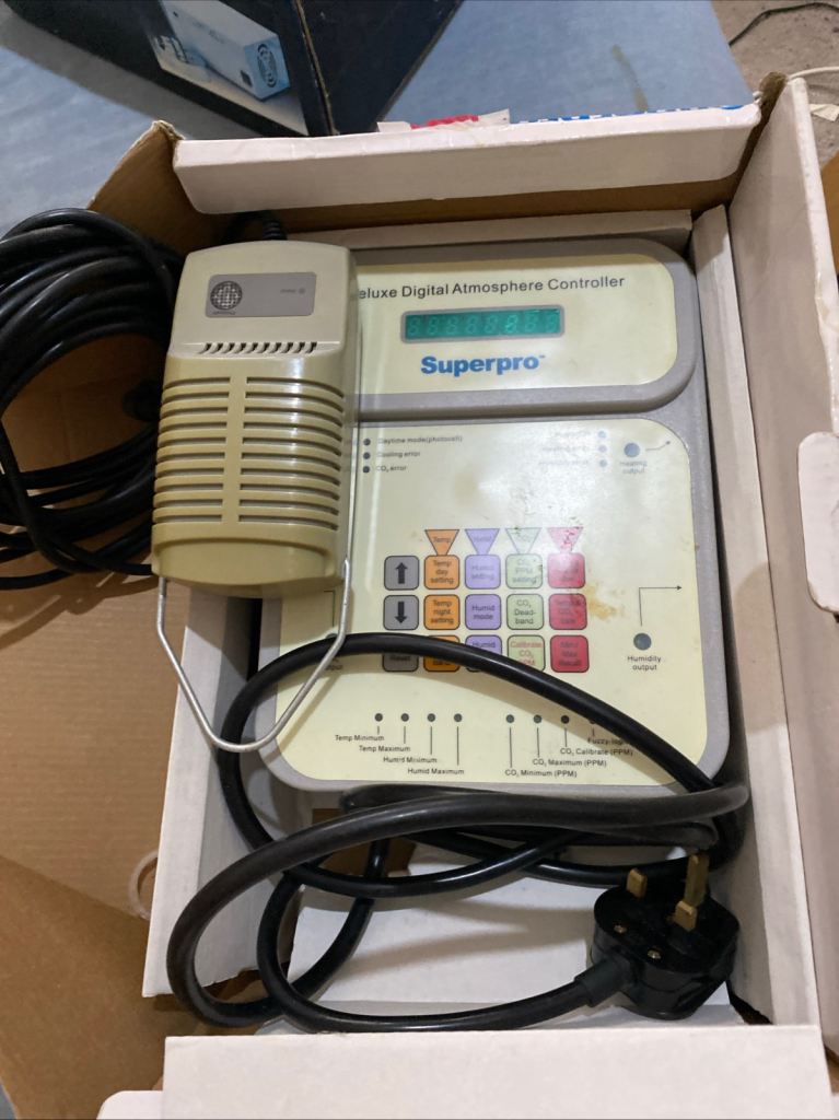 SuperPro Digital Atmosphere / Fan / CO2 Controller DDAC-1  - Indoor Garden - Grow - Hydroponics 