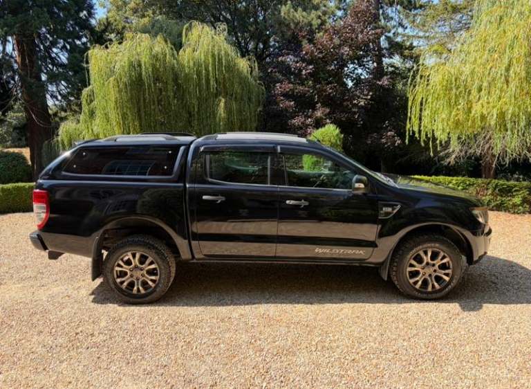 2015 Ford Ranger 3.2 TDCi Wildtrak Pickup Double Cab 4dr Diesel Manual 4WD Euro 5 (200 ps) M Chas...