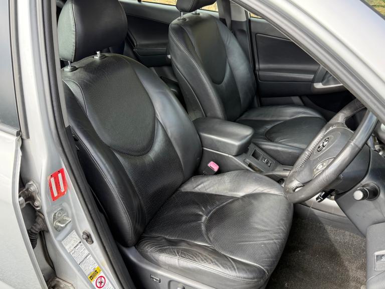 2006 Toyota RAV4 2.0 XT5 VVT-I PETROL AUTOMATIC SILVER 4x4 Petrol Automatic