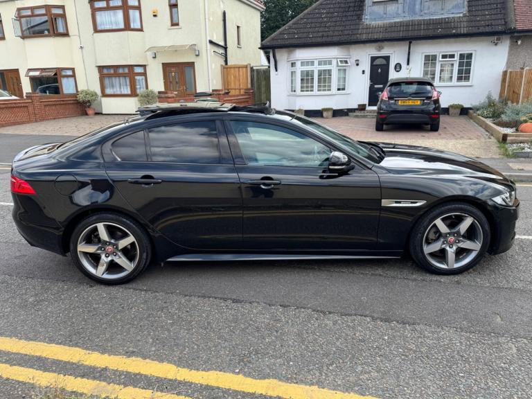 2017 Jaguar XE 2.0d R-Sport Auto Euro 6 (s/s) 4dr SALOON Diesel Automatic