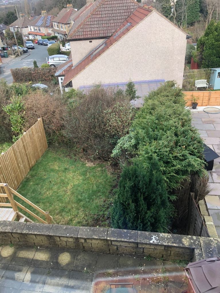 **TO RENT** 3 BED PROPERTY - Bradford Nabwood BD18