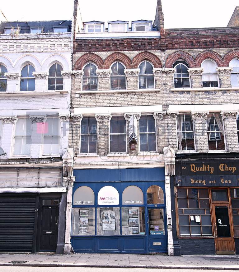 270 sq ft Private Office Space, 3rd Floor in Character Office Building in Clerkenwell EC1