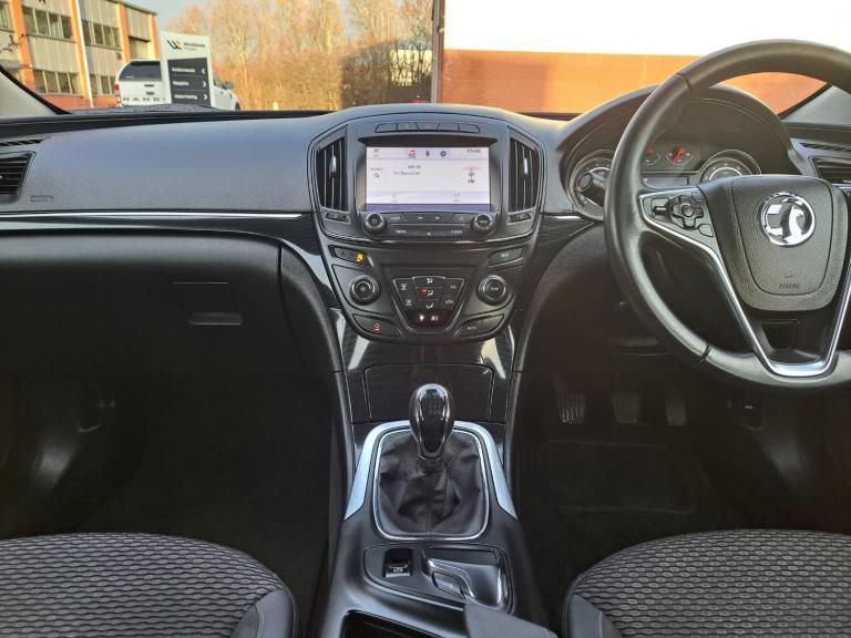 2014 Vauxhall Insignia 2.0 CDTi ecoFLEX Tech Line Sports Tourer Euro 5 (s/s) 5dr ESTATE Diesel Ma...