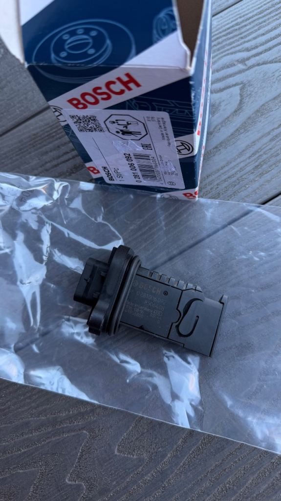 Bosch MASS AIR FLOW METER MAF SENSOR FOR BMW 1 2 3 5, X3, X5