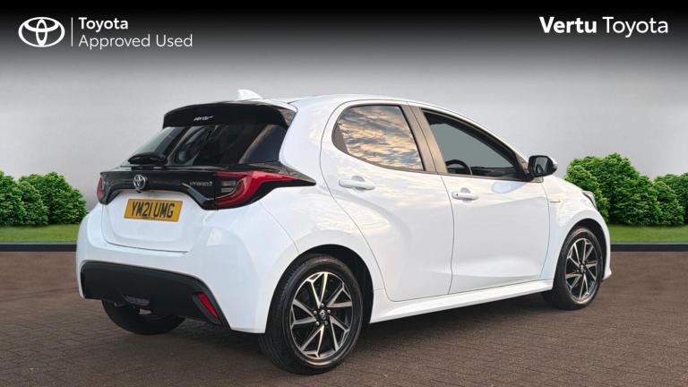 2021 Toyota Yaris 1.5 Hybrid Design 5dr CVT Hybrid Hatchback Hatchback Hybrid Automatic