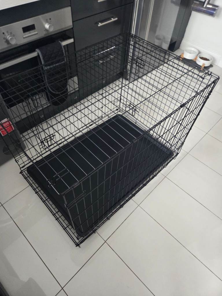 Dog cage 