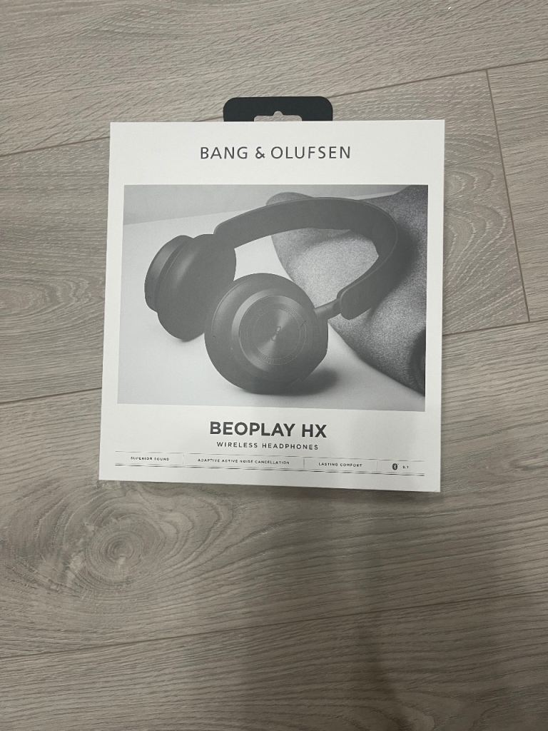 B&O headphones 