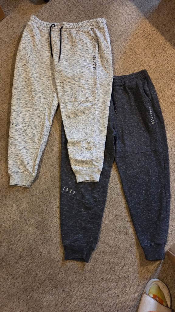 image for Hollister - tracksuit bottoms (L)