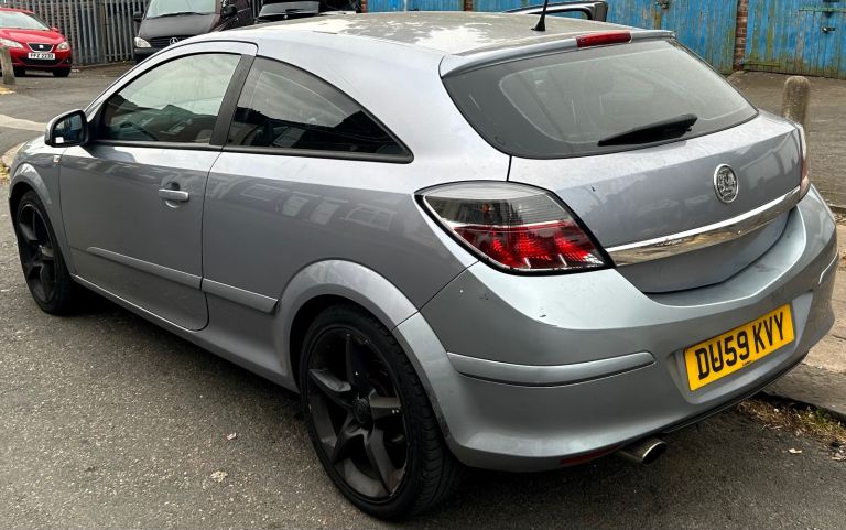2010 Vauxhall Astra Manual Petrol Hatchback 