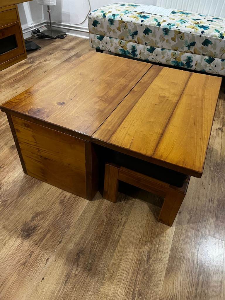 Stylish Solid Wood Coffee Table with Built-In Storage / Drawers with two comfortable sitting stools