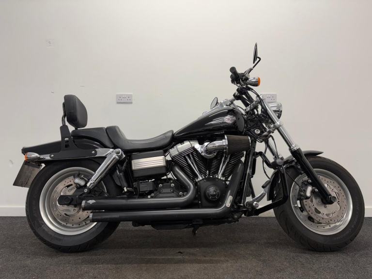 HARLEY DAVIDSON FAT BOB ** READY TO GO - VANCE HINES- SCREMIN EAGLE AIR FILTER**