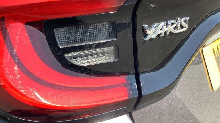 2021 Toyota Yaris 1.5 Hybrid Dynamic 5dr CVT HATCHBACK PETROL/ELECTRIC Automatic