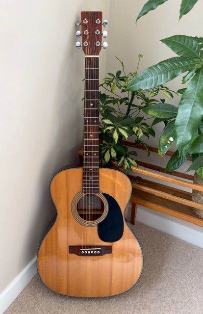 Sigma 000M-1ST acoustic guitar