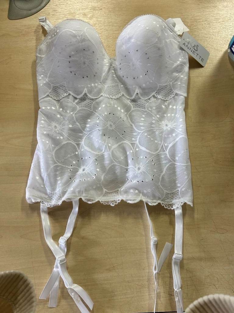 Annette White Lace Bodysuit with Garters – New with Tags