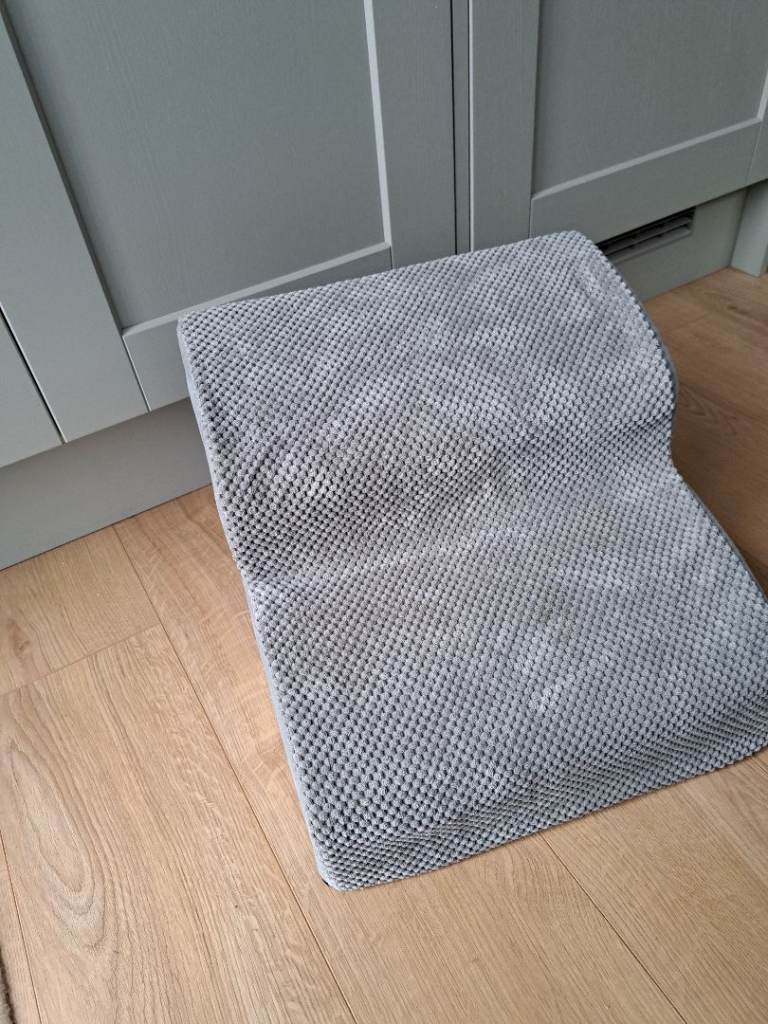 2-TEIR DENSITY FOAM PET STAIRS-WIDENED ANTI SLIP DOG/CAT STEP