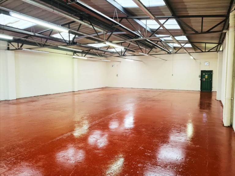 Unit in Vastre a practical layout ideal for a variety of uses, such as storage, workshop etc