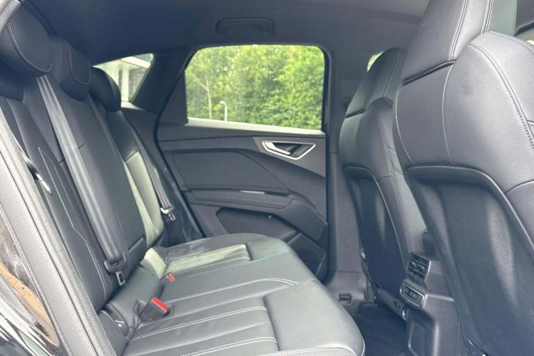 2024 Audi Q4 e-tron 50 Edition 1 Sportback 5dr Electric Auto quattro 82kWh (299 ps) ESTATE Electr...