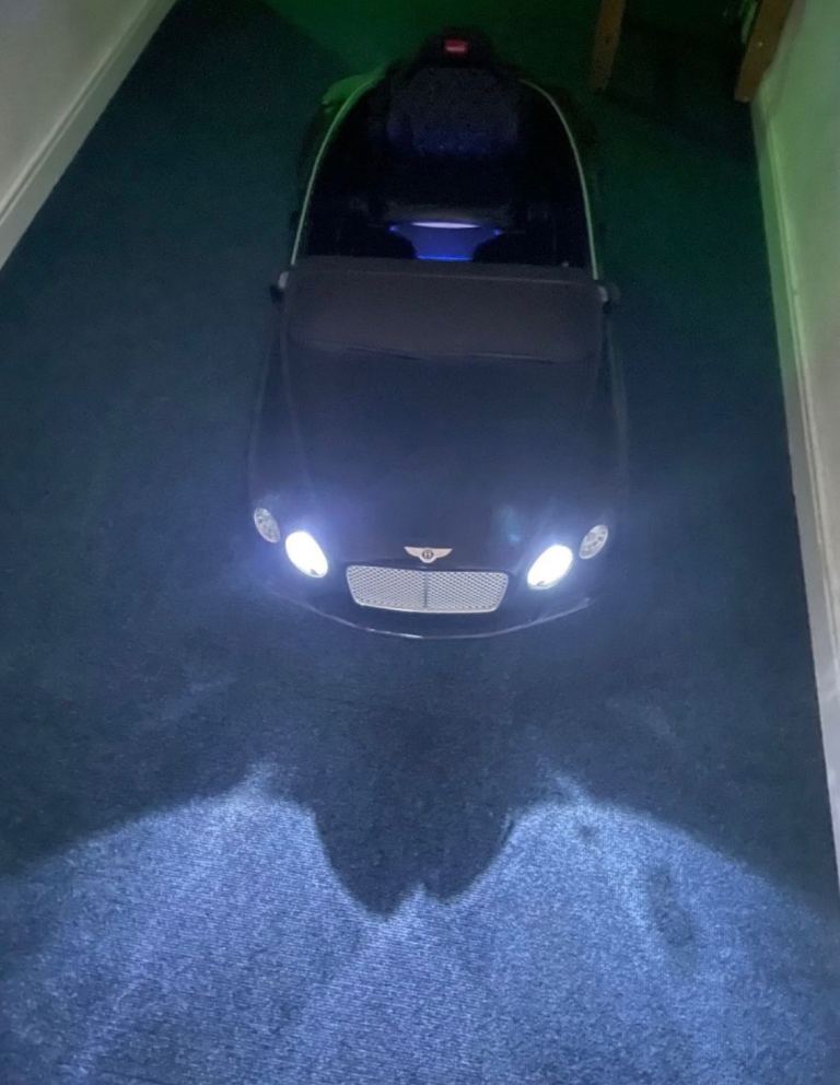 Kids electric ride on Bentley car (reduced from £100) SOLD