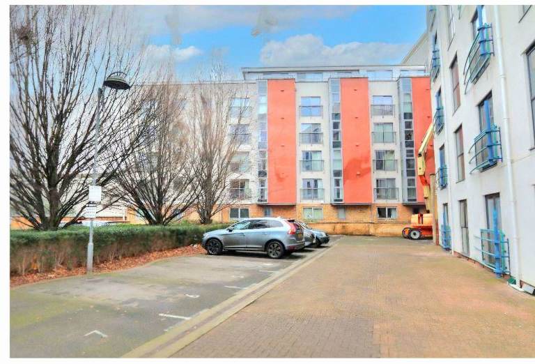1 X Secure Allocated Parking Space - St Thomas Street - BS1
