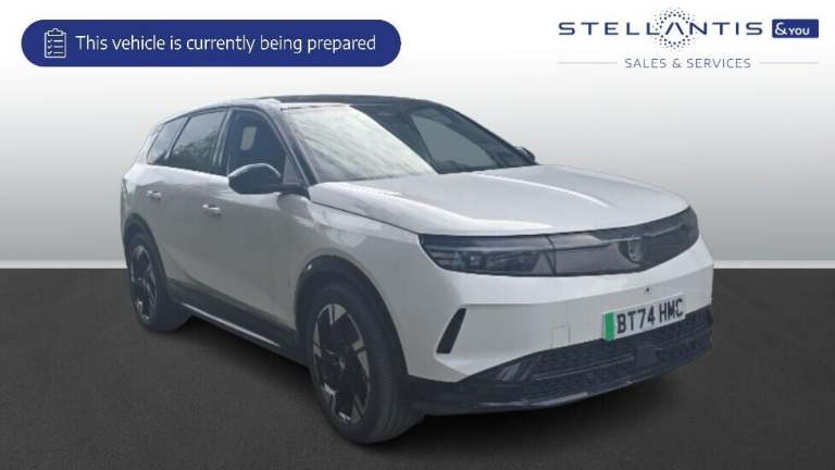 2024 Vauxhall Grandland 157kW GS 73kWh 5dr Auto HATCHBACK ELECTRIC Automatic