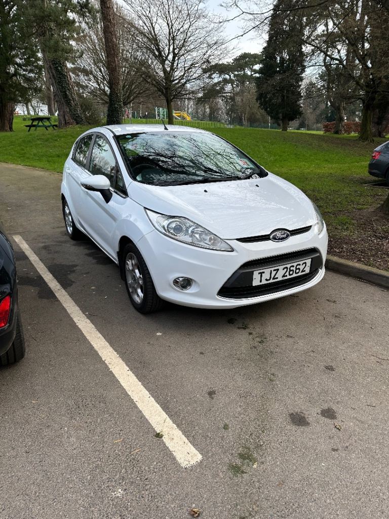  Ford, FIESTA Zetec, Hatchback, 2012, Automatic
