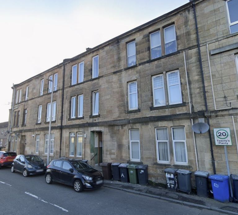 2 bedroom flat in Orchard Street, Renfrew, Renfrewshire, PA4 8RJ