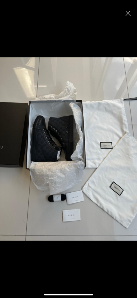 Men’s Gucci trainers 