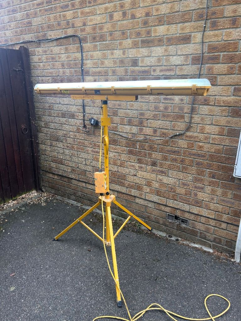 Elite PLSPLYLED LED Site Light – 110V, Good Condition