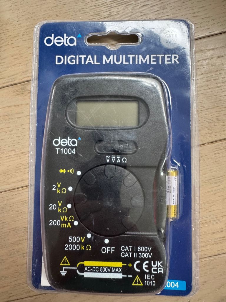 Deta Compact Digital Multimeter Cat II 300V - T1004
