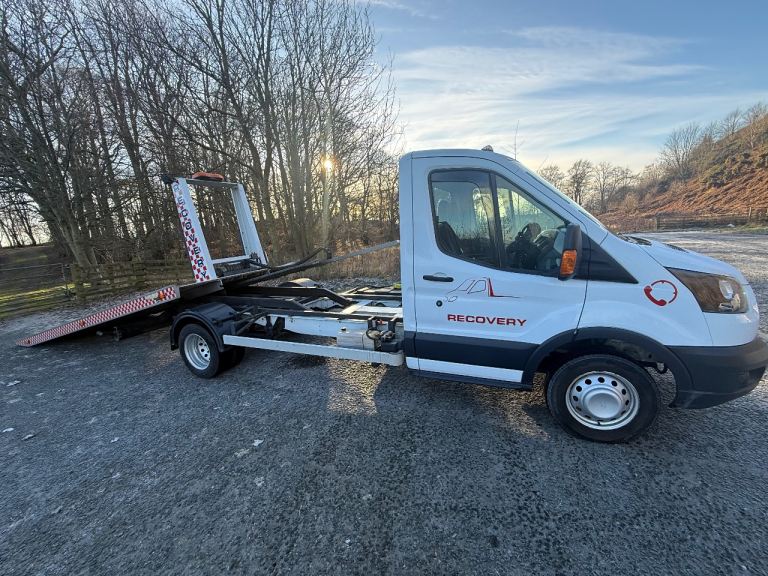 Ford transit recovery truck 4.7t tilt and slide 