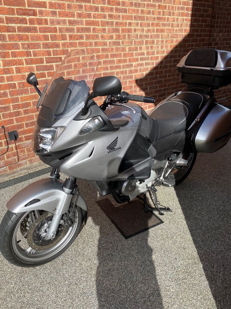 Honda Deauville 700 v8 September 2008 Beautiful example of this iconic touring machine. 