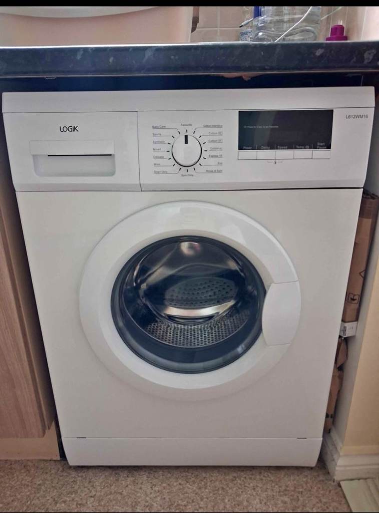 Logik 8kg washing machine 