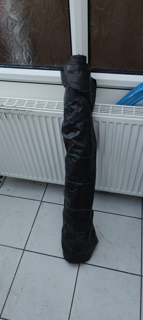 Weed fabric 
