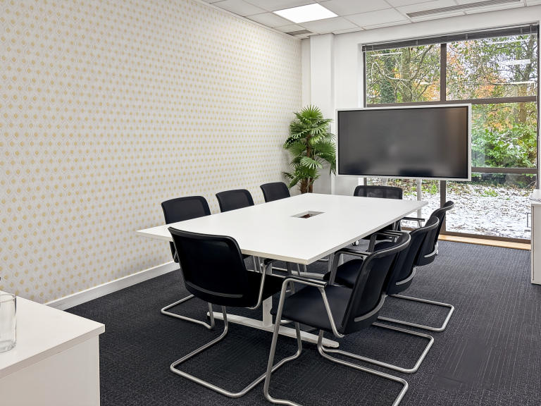 Birmingham - B908AG \ Office Space for Rent - 4 Workstations
