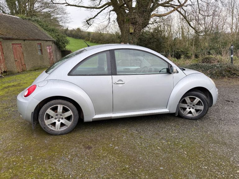 Volkswagen, BEETLE, Hatchback, 2010, Manual, 1595 (cc), 3 doors