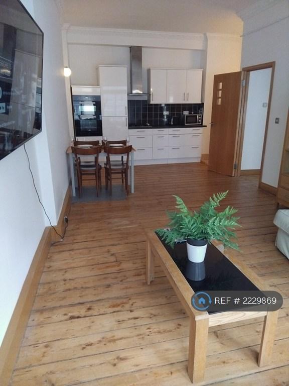 1 bedroom flat in London, London, EC2A (1 bed) (#2229869)