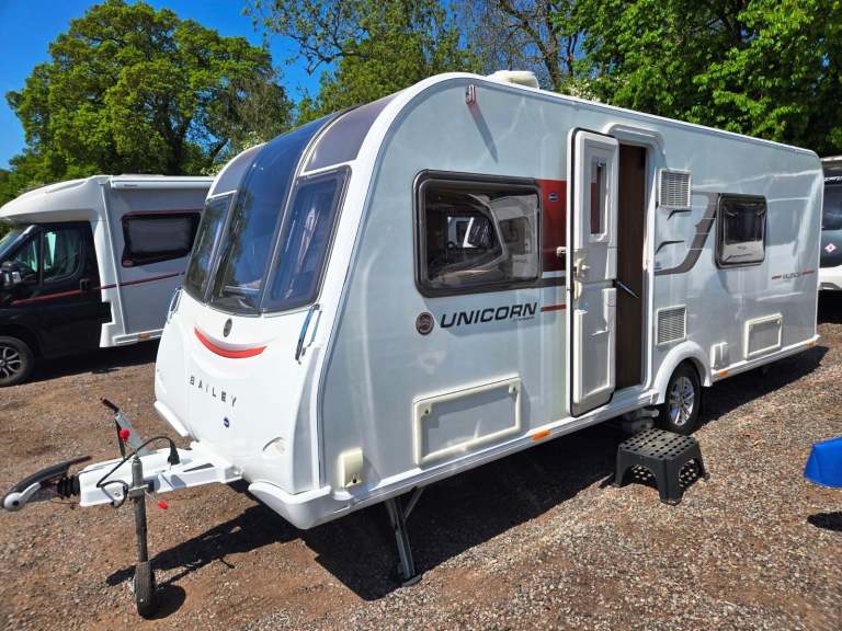 Bailey Unicorn Valencia 2017