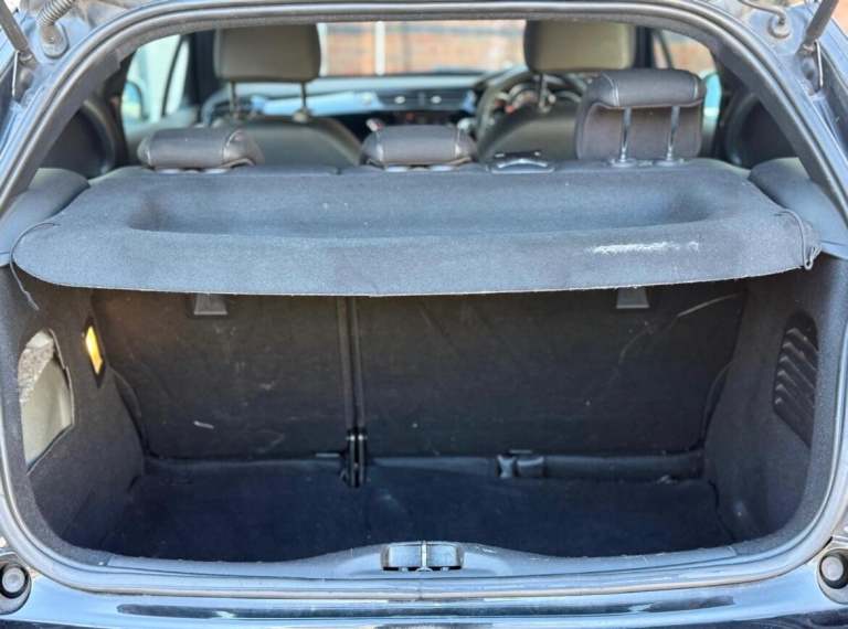 2016 DS Automobiles DS 3 1.2 PureTech Chic 3dr HATCHBACK PETROL Manual