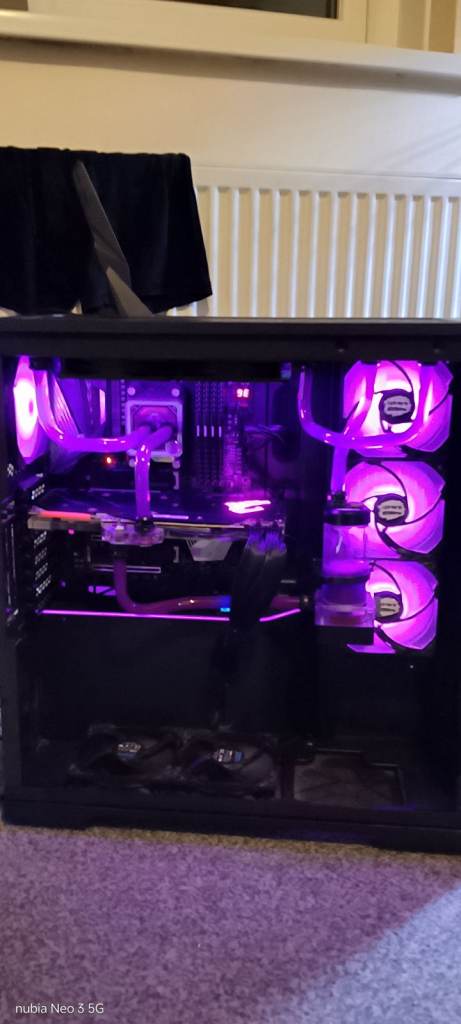 Custom Water cooled gaming pc