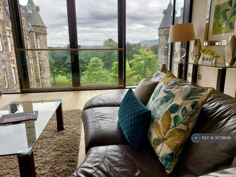 2 bedroom flat in Simpson Loan, Edinburgh, EH3 (2 bed) (#3078646)