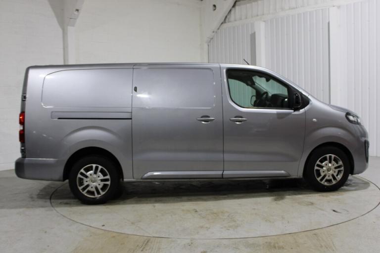 2022 Vauxhall Vivaro 3100 2.0d 145PS Sportive H1 Van PANEL VAN DIESEL Manual