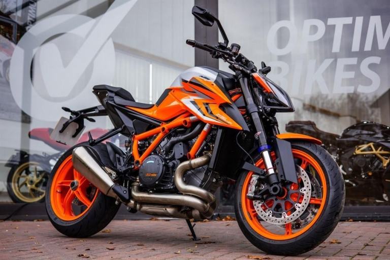 image for KTM Superduke 1290 R EVO ! TRACK & TECH PACK ! LOW MILE ! STUNNING