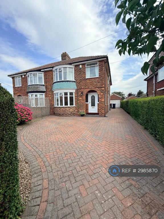 4 bedroom house in Heythrop Drive, Middlesbrough, TS5 (4 bed) (#2985870)
