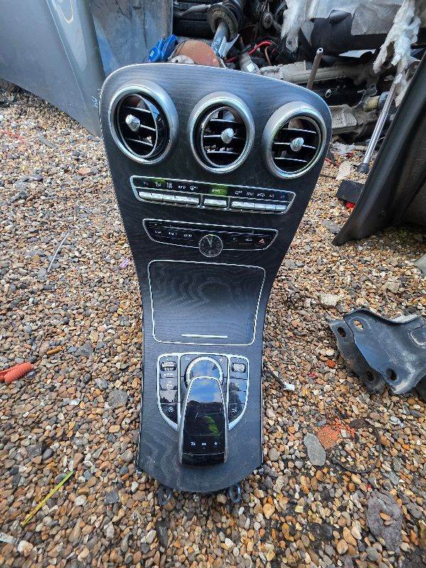 MERCEDES-BENZ Amg Line W205 CENTRE CONSOLE Breaking Parts 