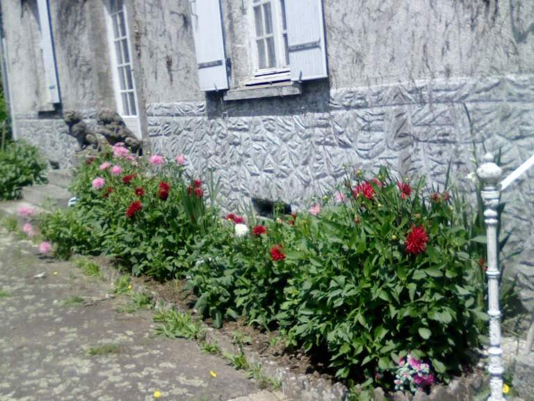 HOUSE FOR SALE IN FRANCE. ' Sold Furnished '